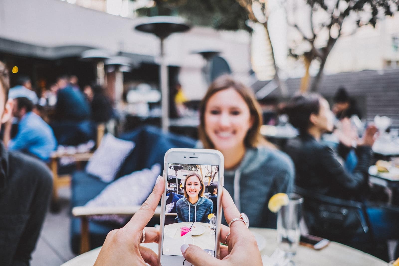 augmenter les vues sur tiktok : astuces simples et naturelles pour améliorer la visibilité de vos publications Augmenter les vues sur TikTok : Astuces simples et naturelles pour améliorer la visibilité de vos publications